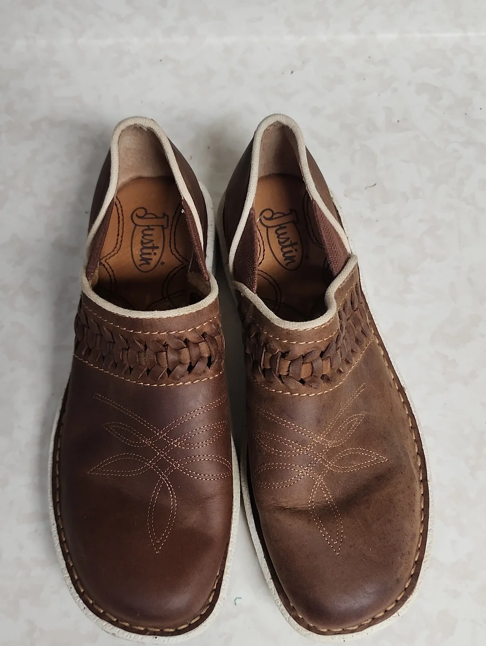 Justin Boots classic brown